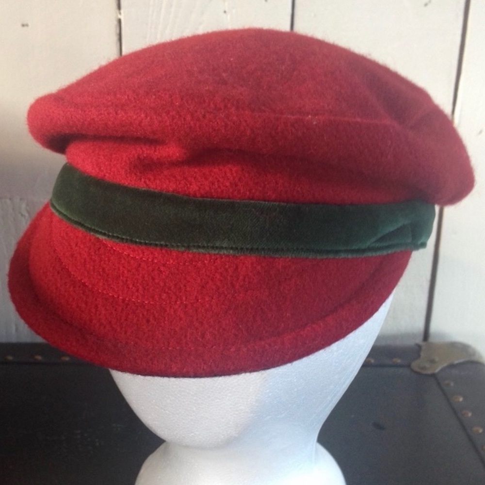 Cap HAT PEOPLE Hat Retro Red Wool Green Velvet Band Paisley Lining
